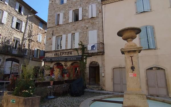 Appartement à louer    2 pièces •  Joyeuse