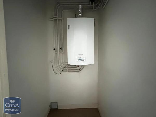 Appartement à louer 4 pièces 64.4m²