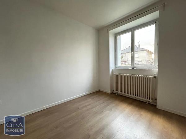 Appartement à louer 4 pièces 64.4m²
