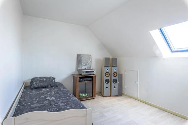 Maison à vendre 7 pièces MANTES LA VILLE (78)-140m²-6 chambres-garage-terrain 167m²