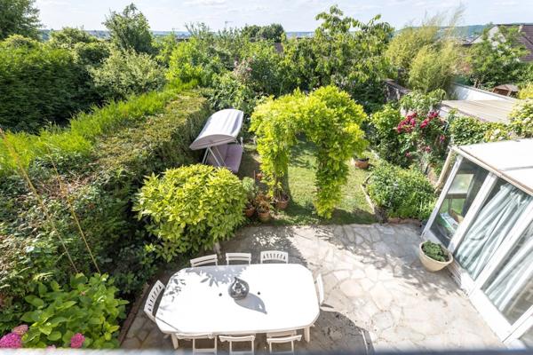 Maison à vendre 7 pièces MANTES LA VILLE (78)-140m²-6 chambres-garage-terrain 167m²