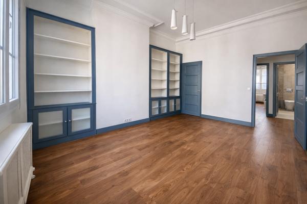 Orléans Hyper Centre, Appartement 4 pièces 96 m2, emplacement prenium