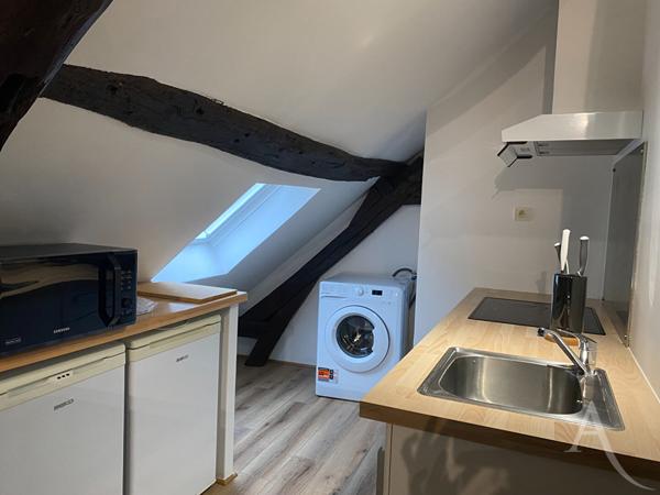 Studio meublé 20M² MANTES-LA-JOLIE proche gare MANTES STATION