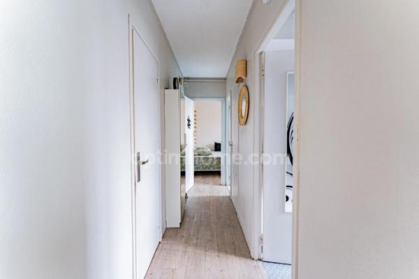 SOISY-SOUS-MONTMORENCY (95, Val d'Oise) - Proche centre-ville, écoles, commodités, gare à environ 800 m (ligne H) - appartement 4 pièces F4/T4 58,87 m² - cave