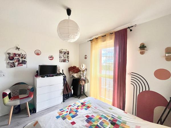 A VENDRE appartement Biéville Beuville 3 pièce(s) - vendu libre - belle orientation - jardin - terrasse - parkings