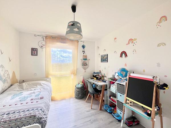 A VENDRE appartement Biéville Beuville 3 pièce(s) - vendu libre - belle orientation - jardin - terrasse - parkings