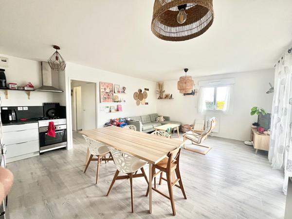 A VENDRE appartement Biéville Beuville 3 pièce(s) - vendu libre - belle orientation - jardin - terrasse - parkings