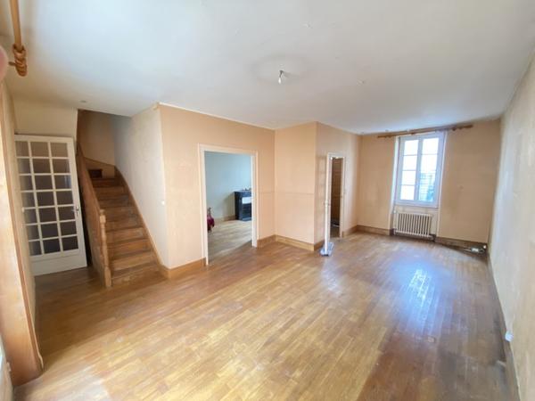 Maison à vendre 129 600 € Cognac 5 p 123 m² DPE F