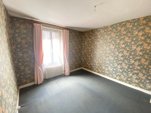 Maison à vendre 129 600 € Cognac 5 p 123 m² DPE F