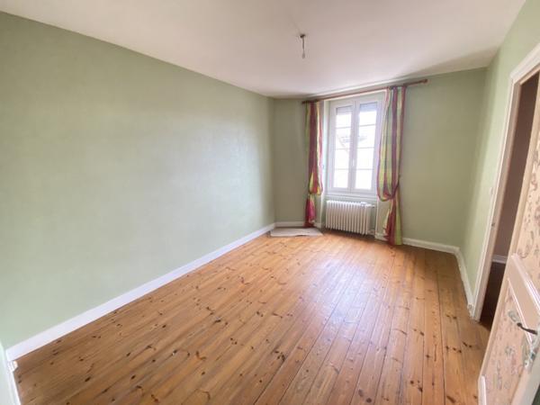 Maison à vendre 129 600 € Cognac 5 p 123 m² DPE F