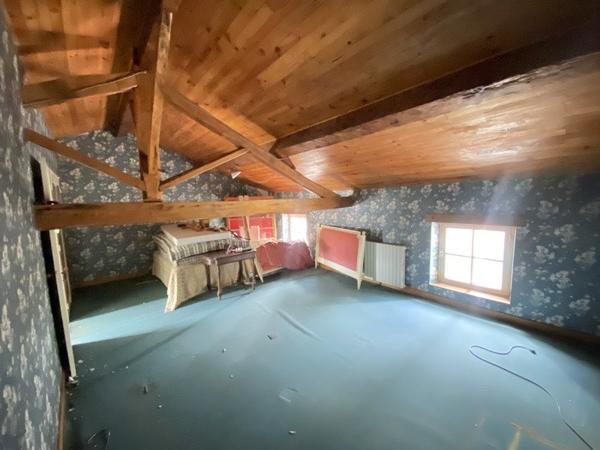 Maison à vendre 129 600 € Cognac 5 p 123 m² DPE F
