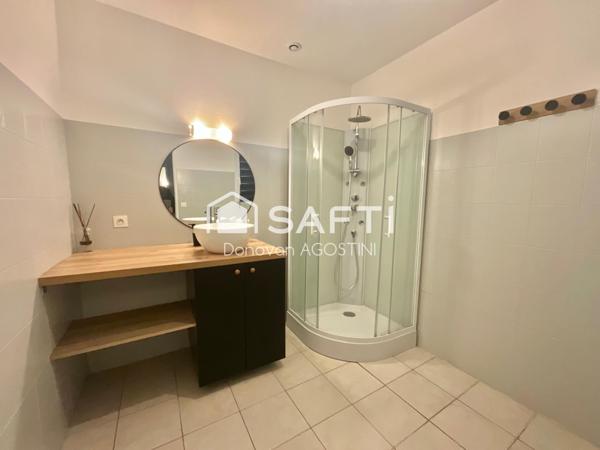 Maison de Plain-pied 4 pièces, 2 chambres et 1 garage