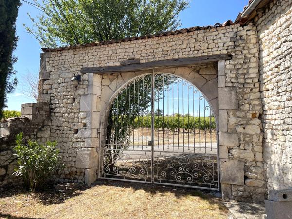 Charmante maison charentaise près de Cognac