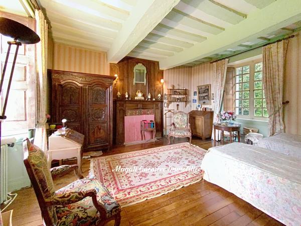 Iffendic (35750) Manoir 8 pièces - 180 m² habitables dans son parc arboré de 1 ha 45