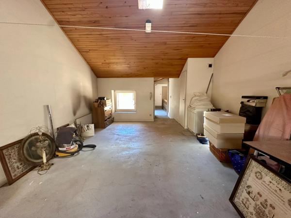 Appartements à vendre 7 pièces NANTUA (01)