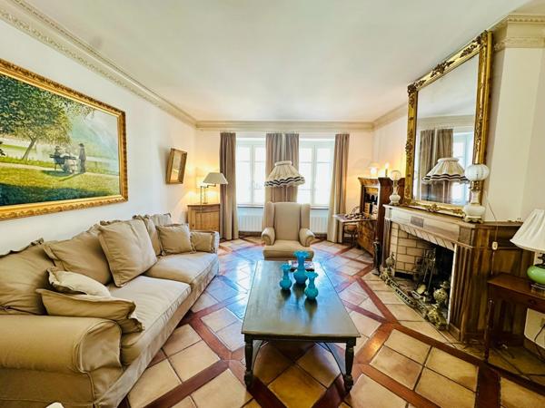 Appartements à vendre 7 pièces NANTUA (01)