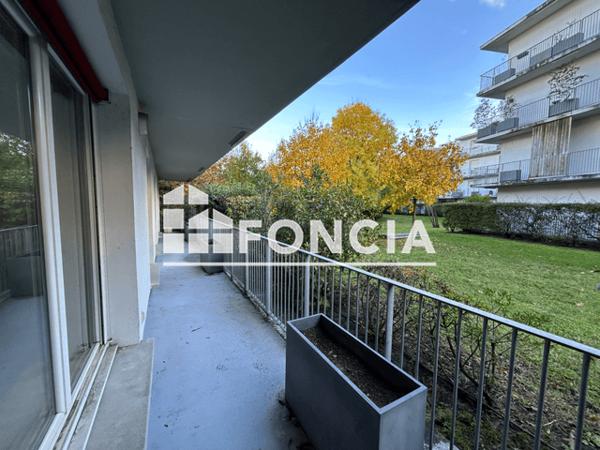 Location Appartement 4 pièces 85.22 m² - 21 AVENUE ARISTIDE BRIAND Merignac 33700