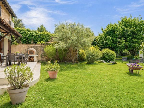 Maison 6 pièces - 196 m²