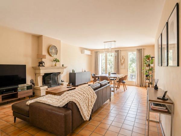 Maison 6 pièces - 196 m²