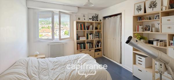 Appartement à vendre 5 pièces entre ville et lac - AIX LES BAINS (73)  Dernier étage