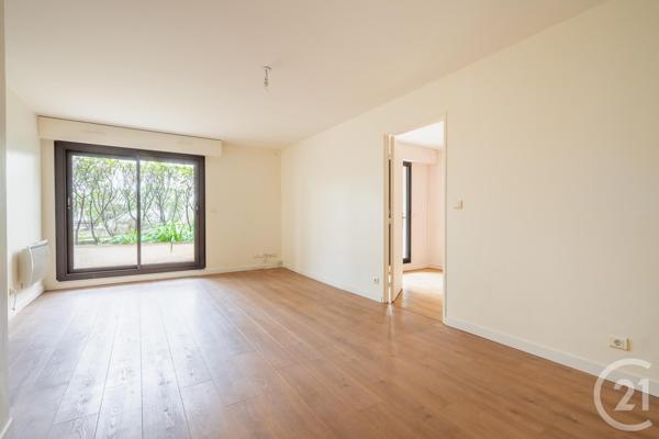 Appartement F2 à vendre  2 pièces - 45,35 m 2   PARIS  - 75009