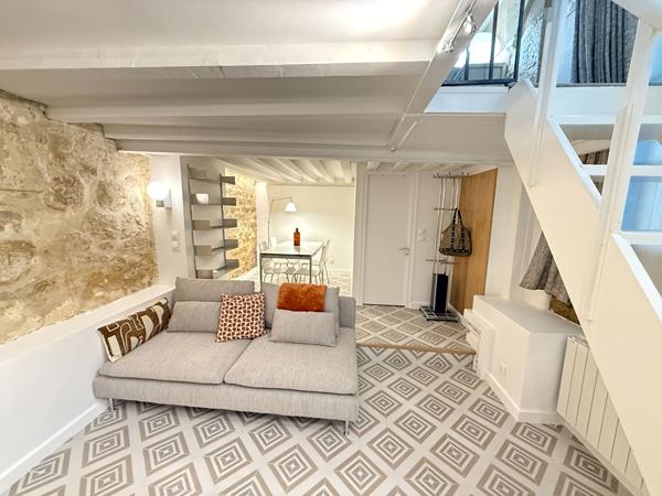 Loft Paris SAINT PAUL - BASTILLE - LE MARAIS / 54 m2
