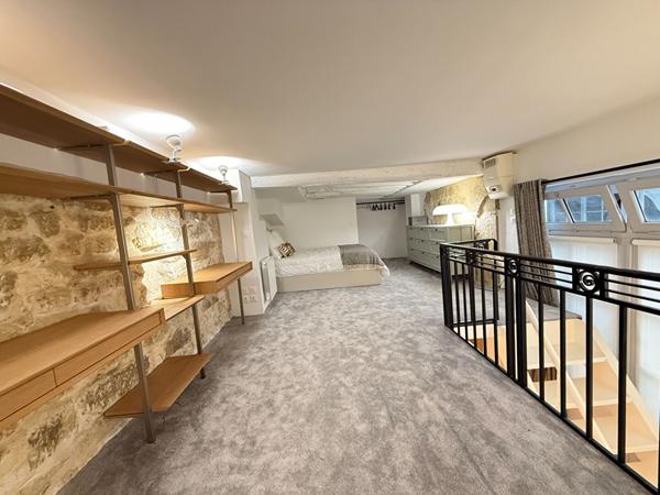 Loft Paris SAINT PAUL - BASTILLE - LE MARAIS / 54 m2