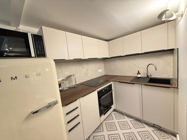 Loft Paris SAINT PAUL - BASTILLE - LE MARAIS / 54 m2