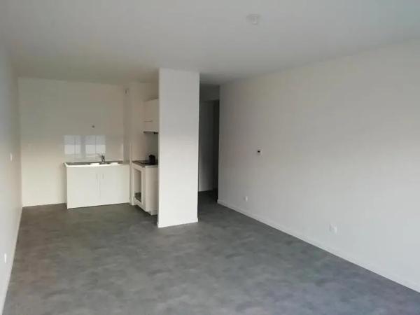 Appartement à louer 3 pièces 70.58m² Orléans (45000)