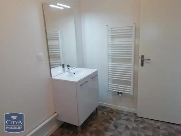 Appartement à louer 3 pièces 70.58m² Orléans (45000)