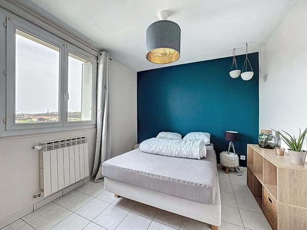 Bourg-Lès-Valence, appartement T3 meublé 65m²