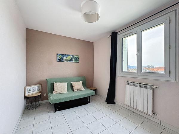 Bourg-Lès-Valence, appartement T3 meublé 65m²