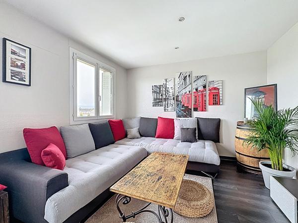 Bourg-Lès-Valence, appartement T3 meublé 65m²
