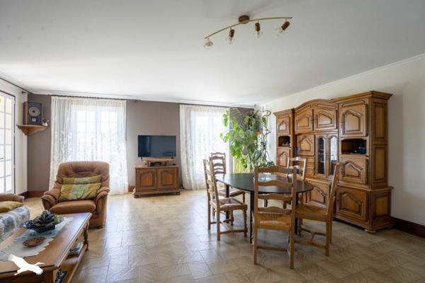 Maison à vendre |  Hiersac |  7 pièces | 153 m²