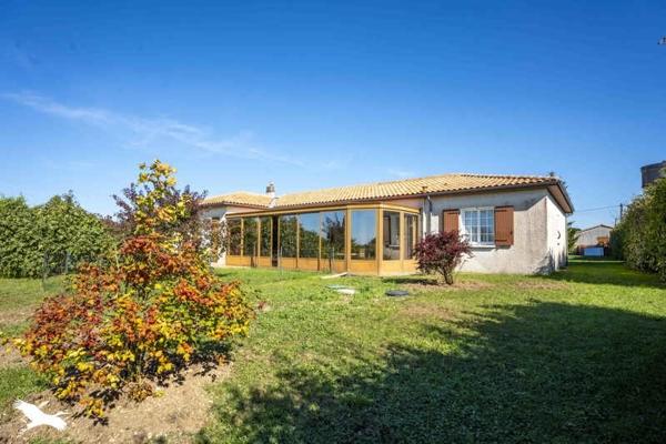 Maison à vendre |  Hiersac |  7 pièces | 153 m²