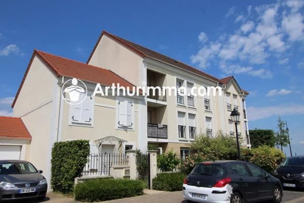 Location                                                      Appartement
                        
                     2 pièces                      44 m2                     à Tigery