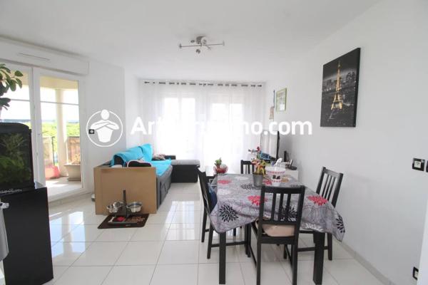 Location                                                      Appartement
                        
                     2 pièces                      44 m2                     à Tigery