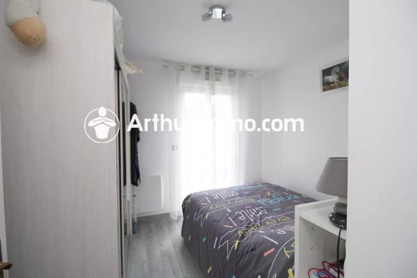 Location                                                      Appartement
                        
                     2 pièces                      44 m2                     à Tigery