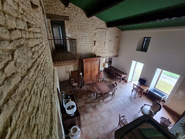 Maison  12 pièce(s)  7 chambre(s)  288 m²