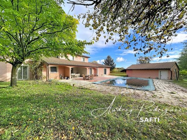 Maison familiale au calme avec piscine