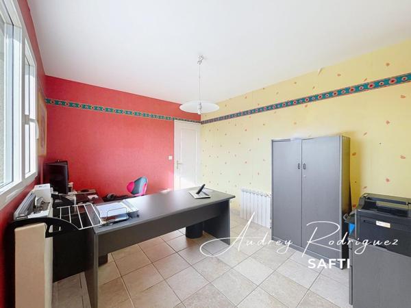 Maison familiale au calme avec piscine