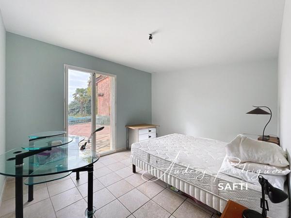 Maison familiale au calme avec piscine