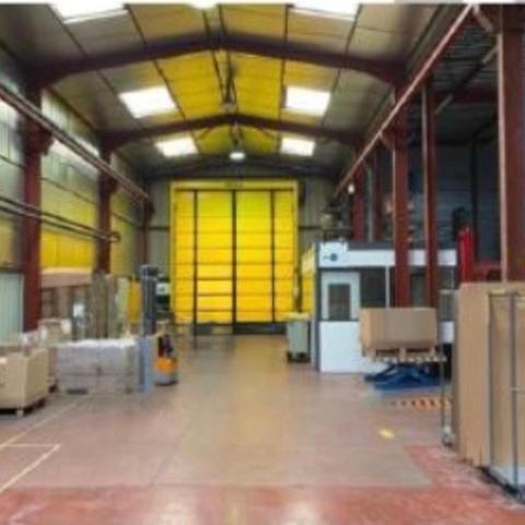 Local d'activité Industriel avec Réserve Foncière