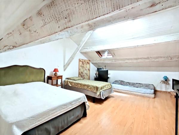 Appartement de ville 5 pièces 144m² ,climatisée avec grande terrasse