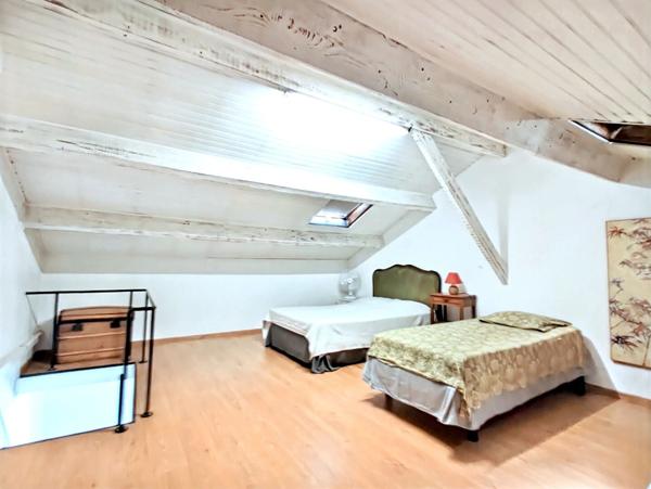 Appartement de ville 5 pièces 144m² ,climatisée avec grande terrasse