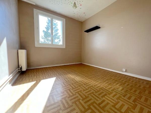 Appartement 4 pièce(s) 2 chambre(s) 65 m²