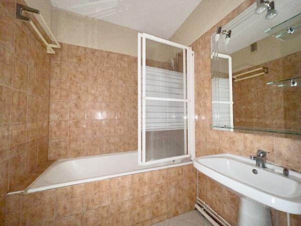 Appartement 4 pièce(s) 2 chambre(s) 65 m²