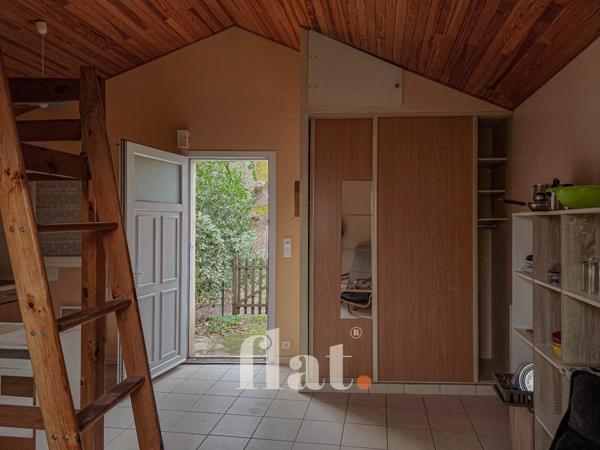 MAISON en impasse 3 CH + BUREAU + STUDIO INDEPENDANT + GARAGE