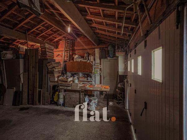 MAISON en impasse 3 CH + BUREAU + STUDIO INDEPENDANT + GARAGE