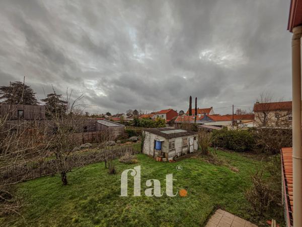 MAISON en impasse 3 CH + BUREAU + STUDIO INDEPENDANT + GARAGE